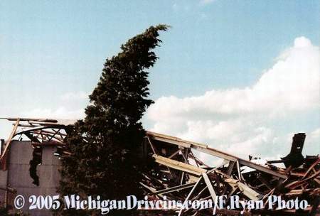 Ecorse Drive-In Theatre - Ecorse Tornado Damage July 1980 Courtesy Fryan (newer photo)